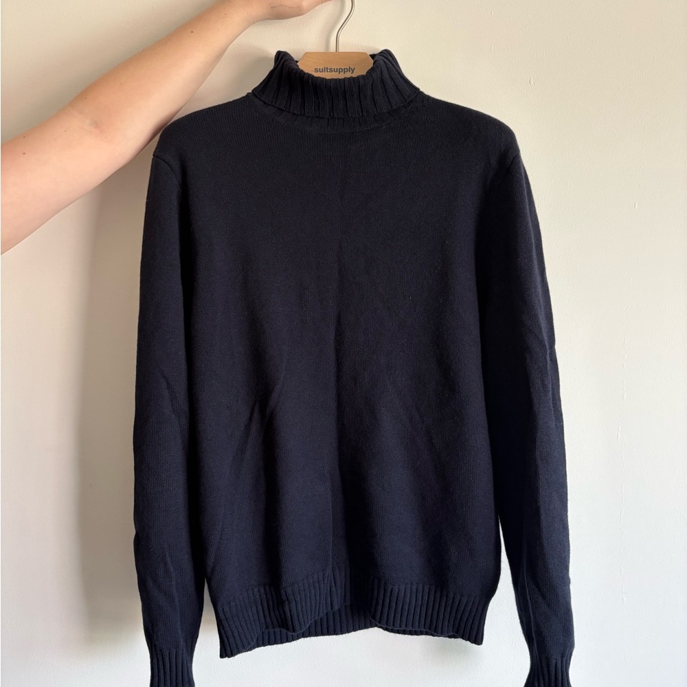 Navy wool cashmere turtleneck